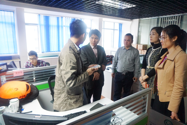 粤嵌与广东食品药品职业学院共建教学实习基地